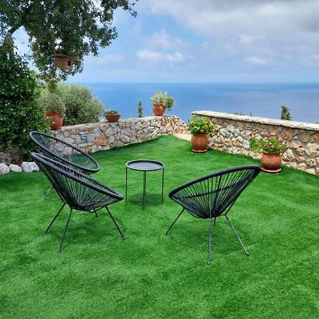 Villa Nereid Glafki - Enjoy Summer Sunsets Áyios Nikítas Buitenkant foto