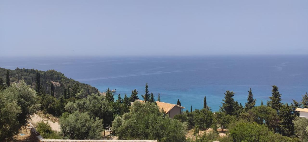 Villa Nereid Glafki - Enjoy Summer Sunsets Áyios Nikítas Buitenkant foto