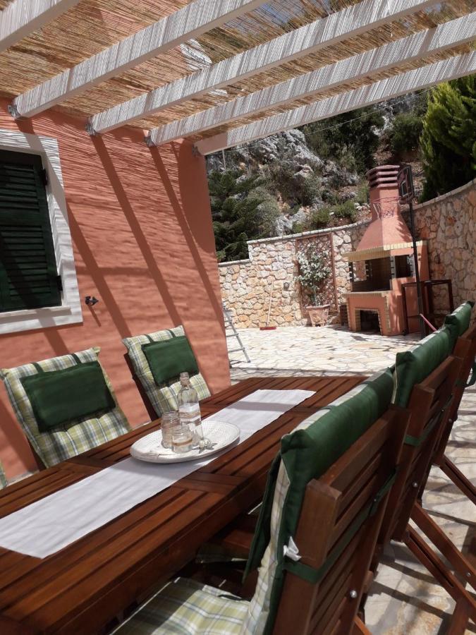 Villa Nereid Glafki - Enjoy Summer Sunsets Áyios Nikítas Buitenkant foto