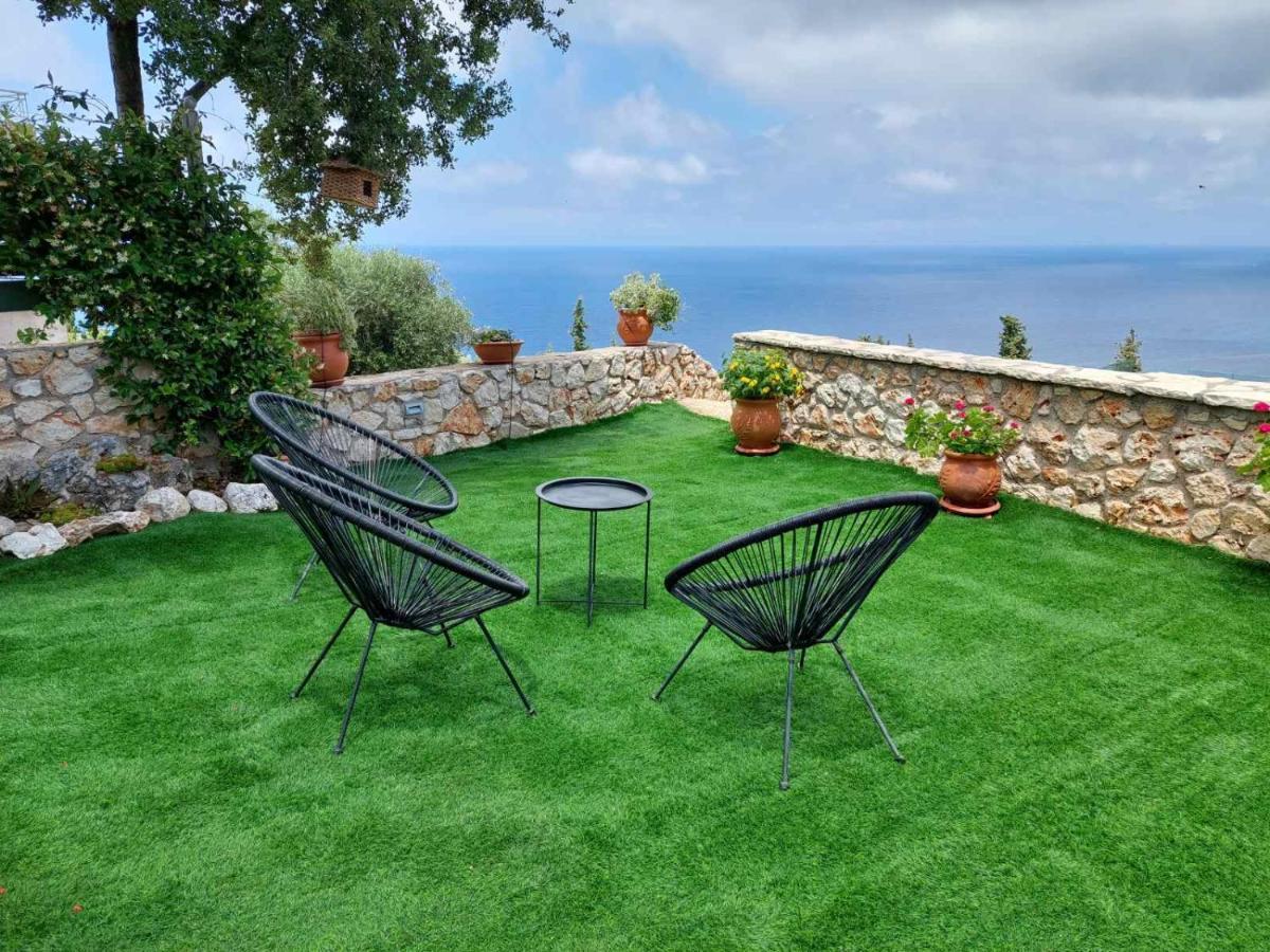 Villa Nereid Glafki - Enjoy Summer Sunsets Áyios Nikítas Buitenkant foto